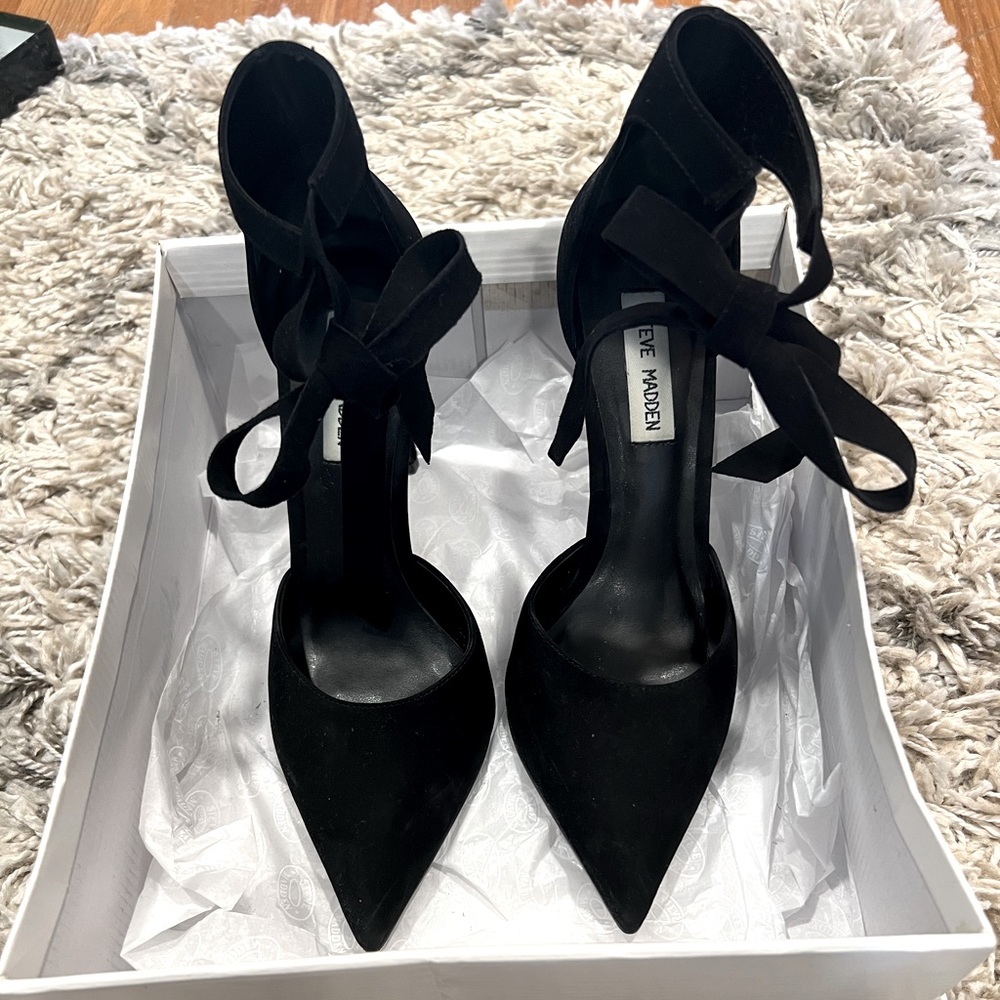 Steve Madden Tie Heels